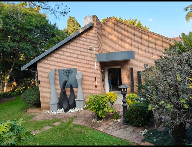 4 BEDROOM HOUSE FOR SALE IN CASHAN